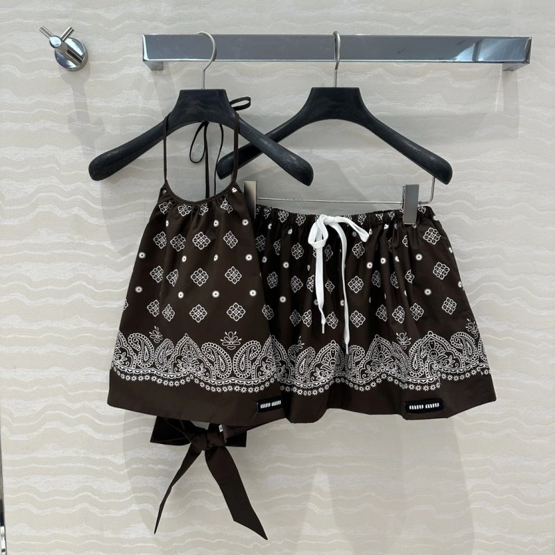 Miu Miu Dress Suits UrbanStyle 151286