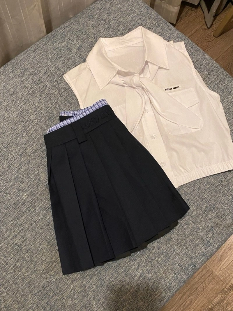 Miu Miu Dress Suits Sustainable 151267