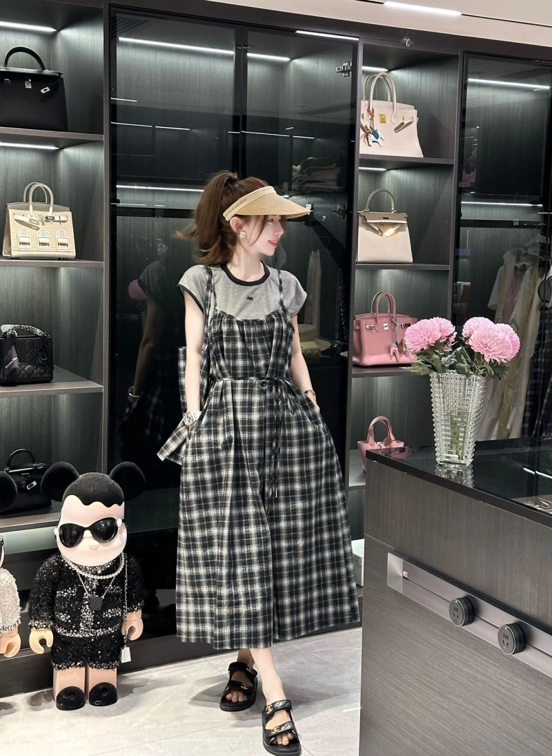 Cozy Miu Miu Dress Suits 151274