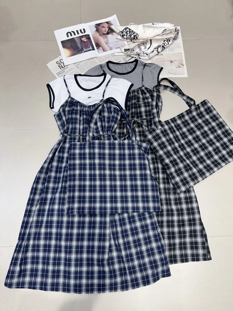 Cozy Miu Miu Dress Suits 151274