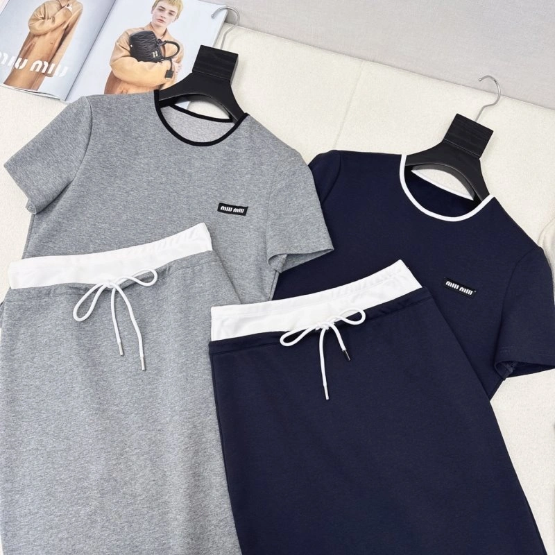 Miu Miu Dress Suits WaterResistant 151276