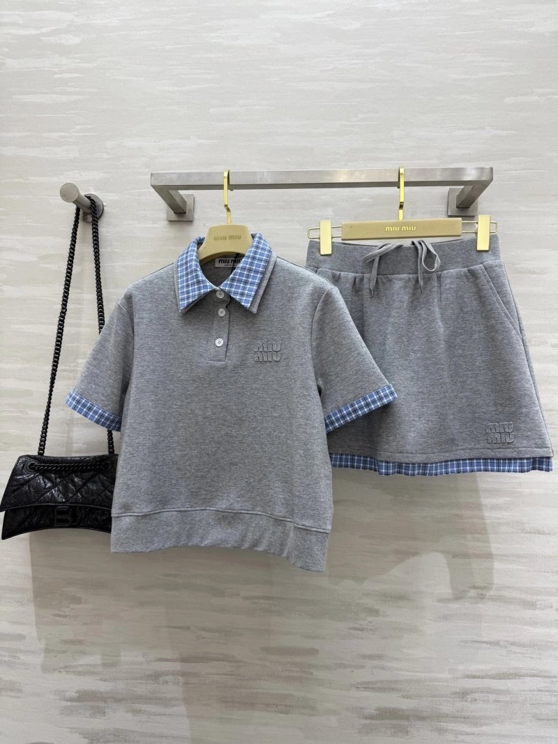 Supportive Miu Miu Dress Suits 148939