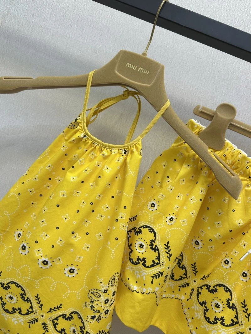 Miu Miu Dress Suits FreshLook 148998