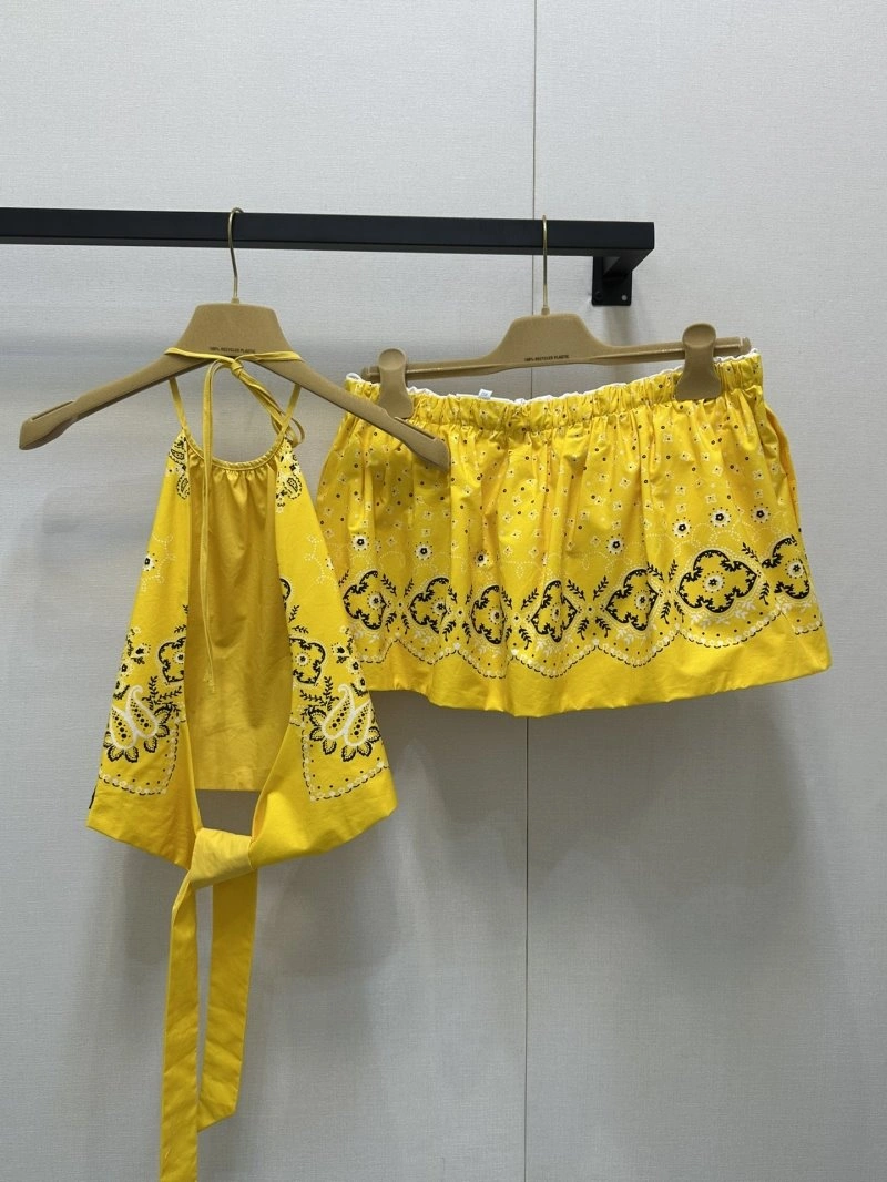 Miu Miu Dress Suits FreshLook 148998