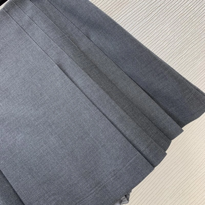 Classic Miu Miu Dress Suits 148935