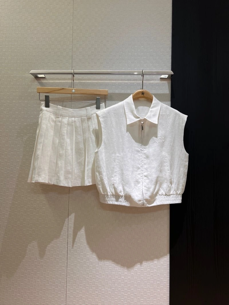Miu Miu Dress Suits Minimalist 148933
