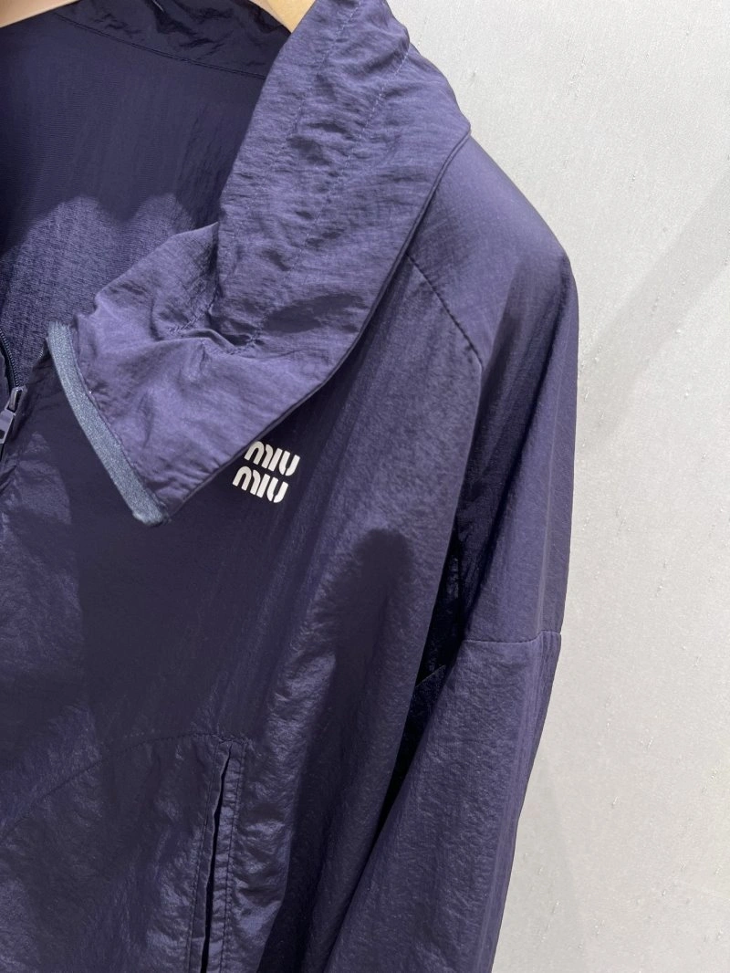 Miu Miu Dress Suits OdorResistant 148920