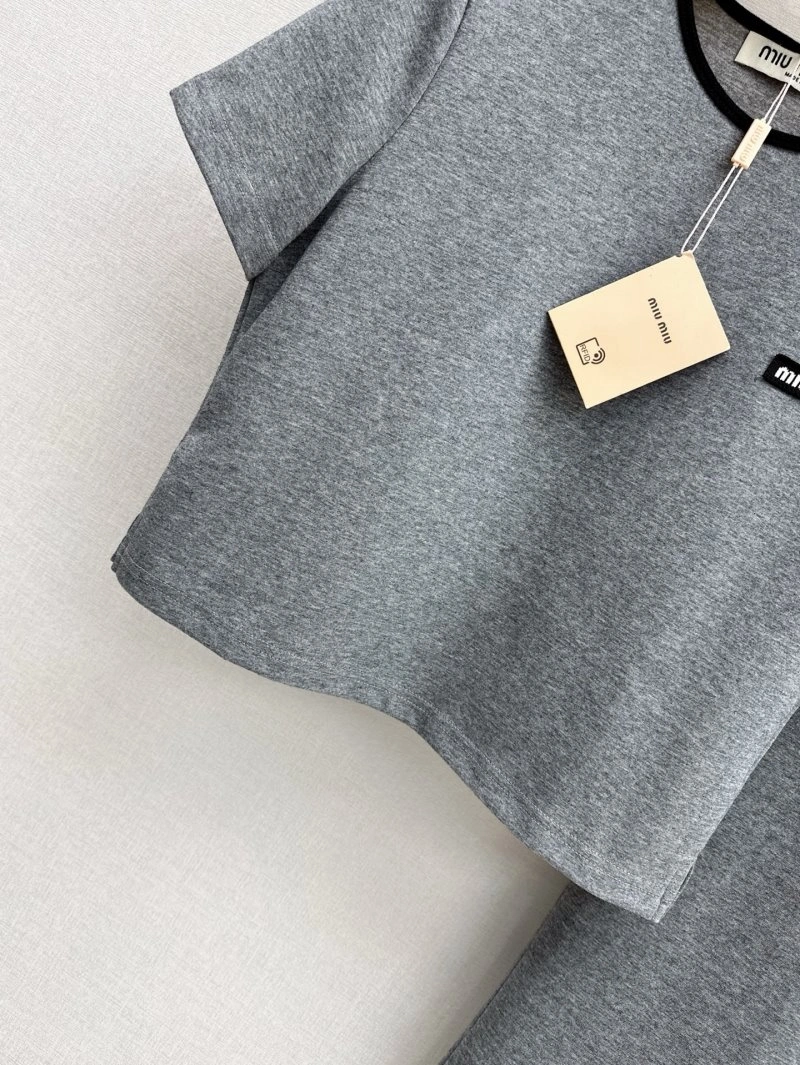 WrinkleFree Miu Miu Dress Suits 148916