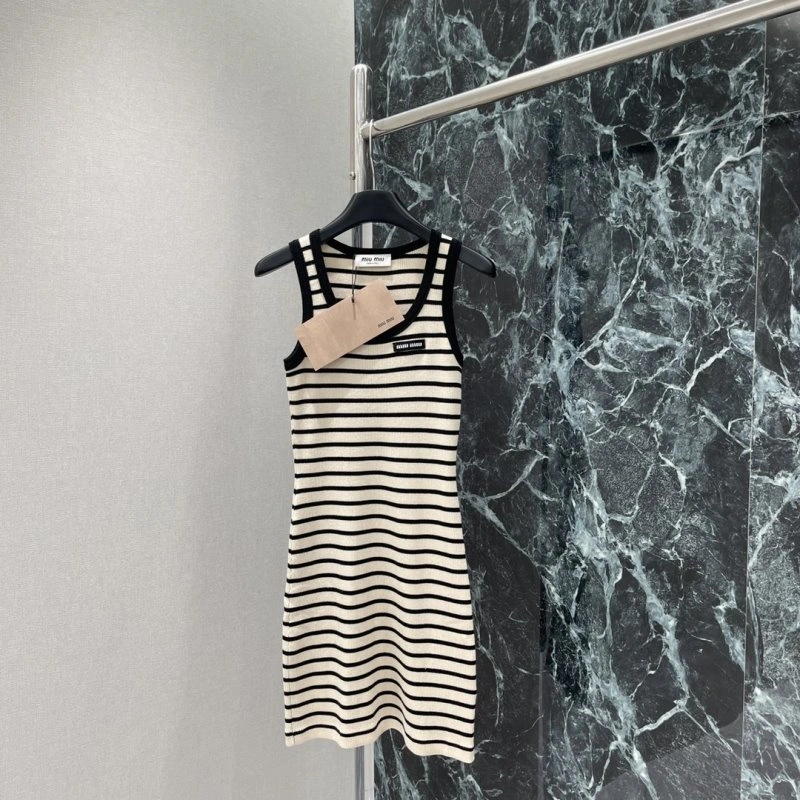 Snug Miu Miu Dress 156417