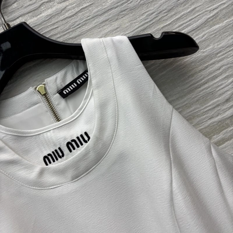 Trendsetting Miu Miu Dress 156384
