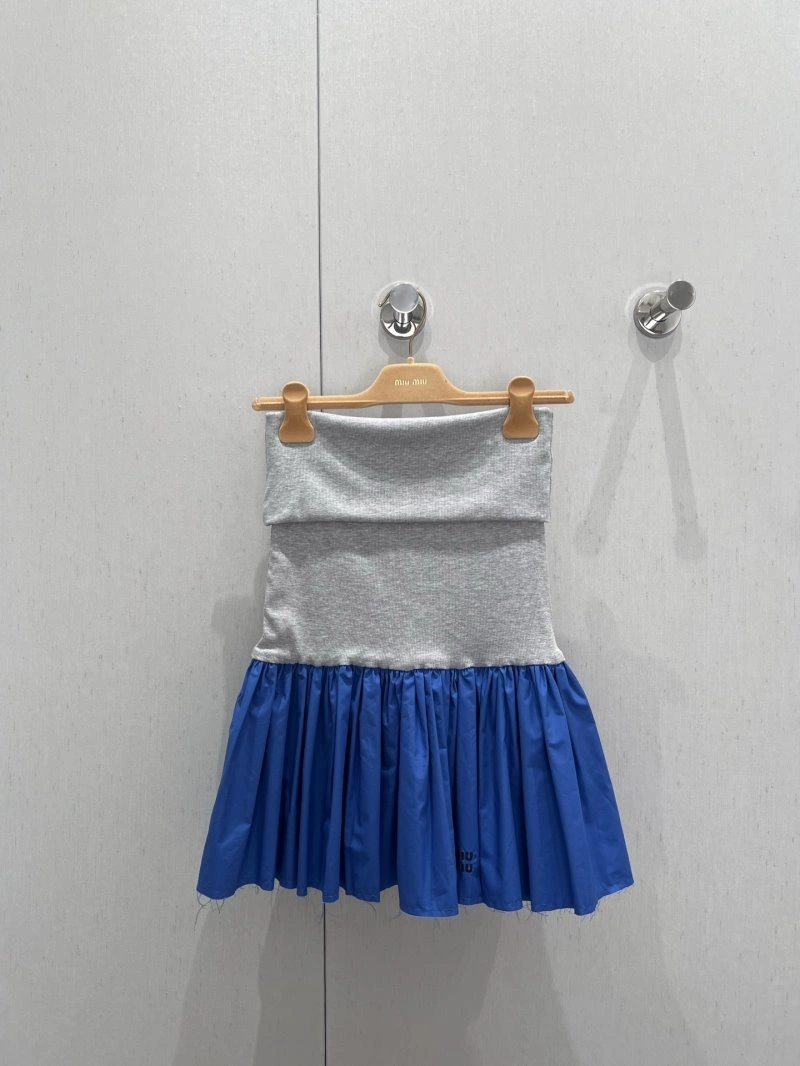 Miu Miu Dress Versatile 149219