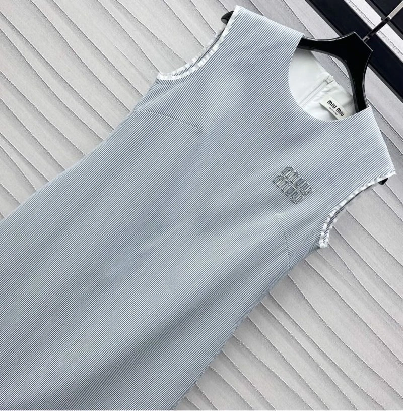 Miu Miu Dress Unisex 149177