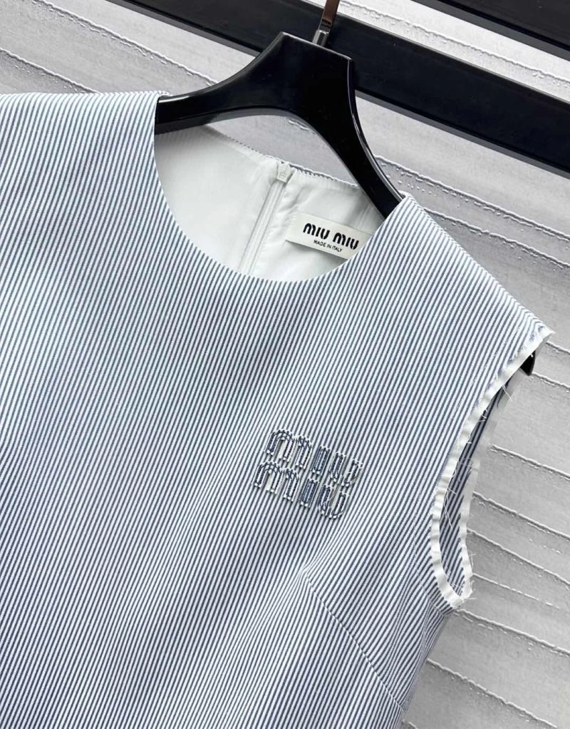 Miu Miu Dress Unisex 149177