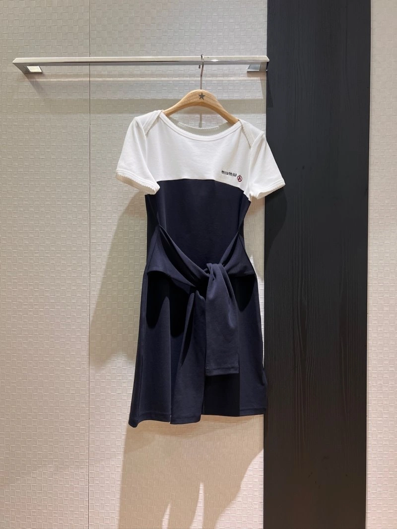 EyeCatching Miu Miu Dress 149126