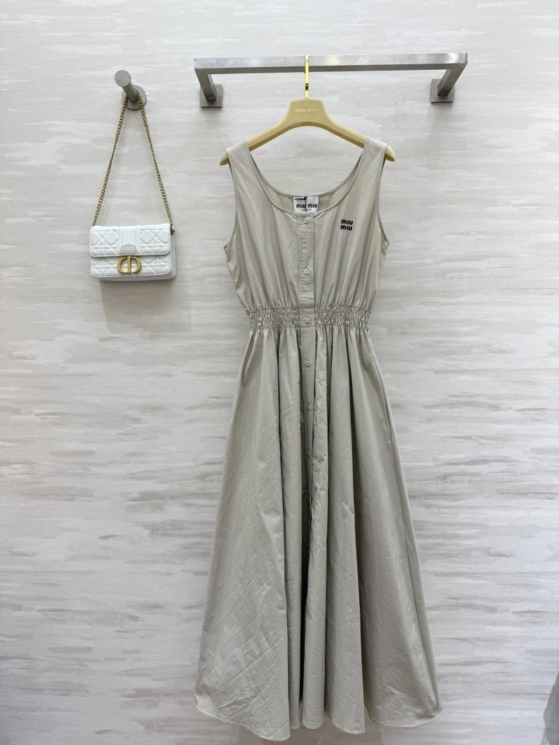 Miu Miu Dress Comfortable 149104