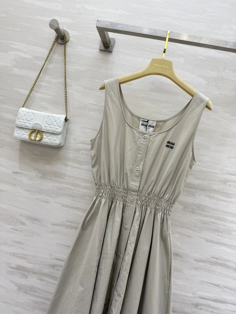 Miu Miu Dress Comfortable 149104