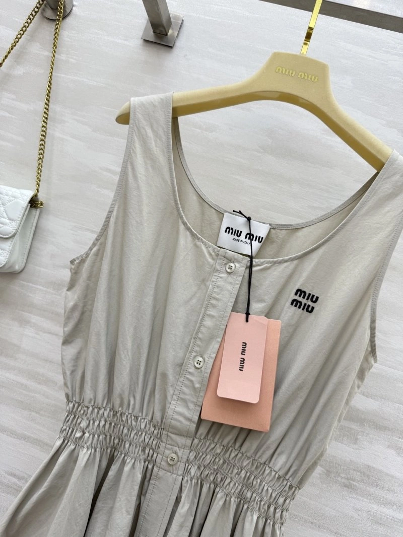 Miu Miu Dress Comfortable 149104