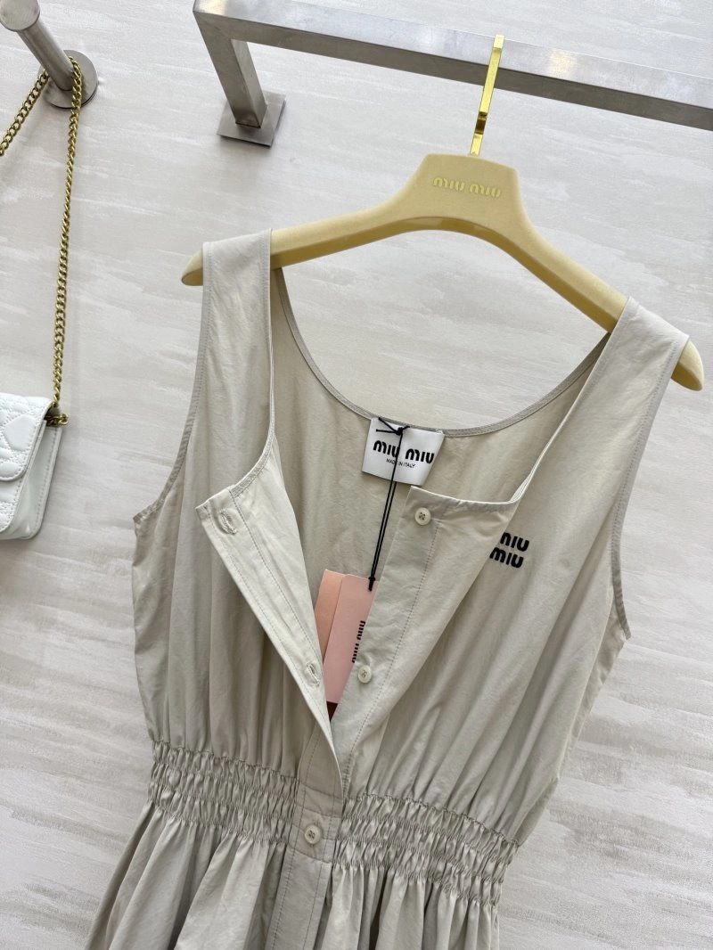 Miu Miu Dress Comfortable 149104