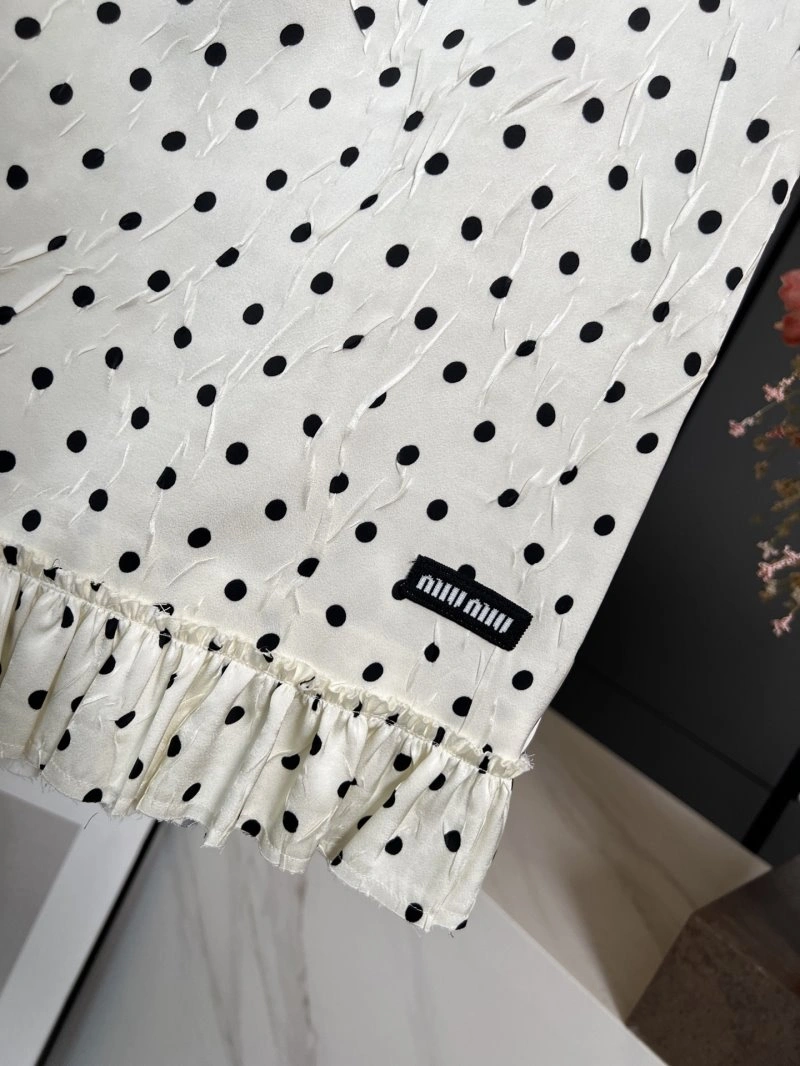 Miu Miu Dress Fashionable 149111