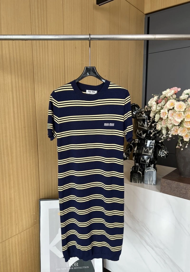 Miu Miu Dress Trendsetting 149086