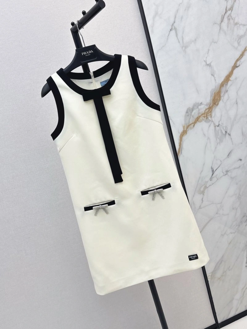 Minimalist Miu Miu Dress 149082