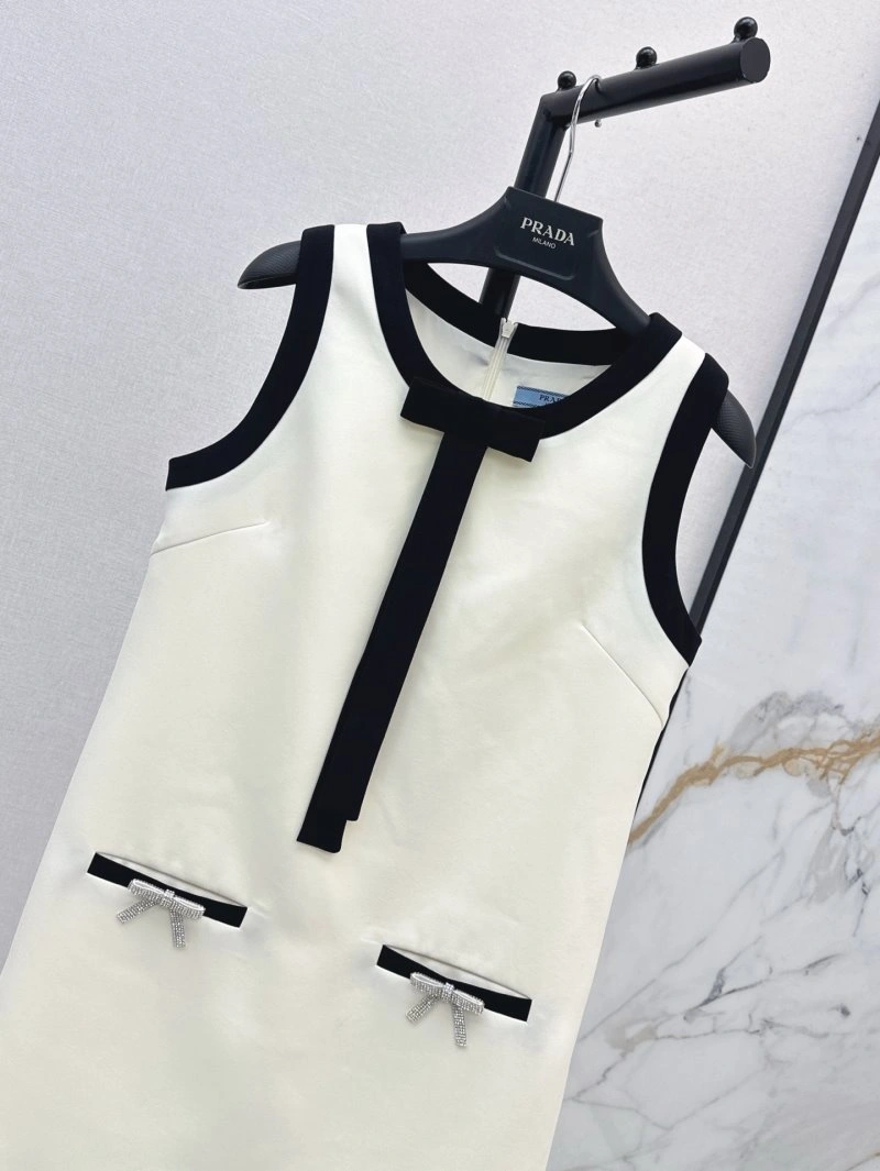 Minimalist Miu Miu Dress 149082