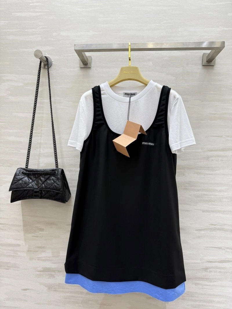 Miu Miu Dress Durable 149049