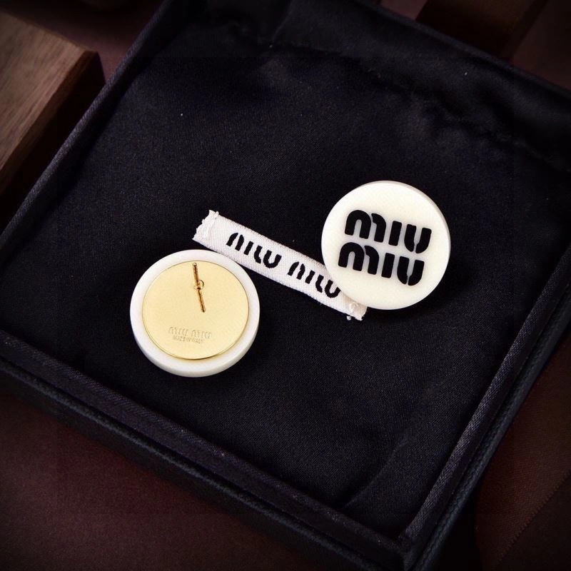 Miu Miu Earrings Sleek 213447