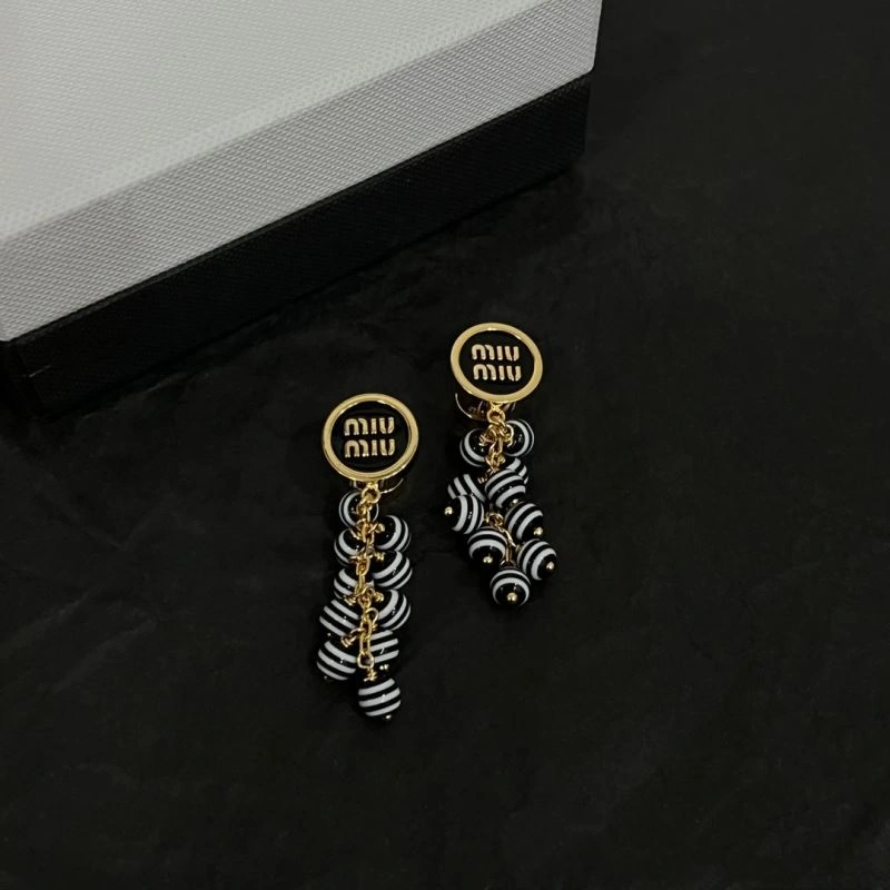 Miu Miu Earrings Sophisticated 214160