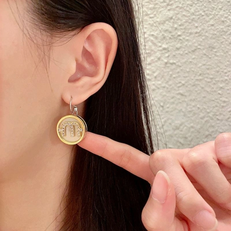 Miu Miu Earrings Breathable 212885