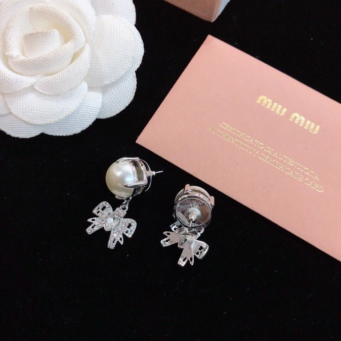 Miu Miu Earrings Fashionable 212871
