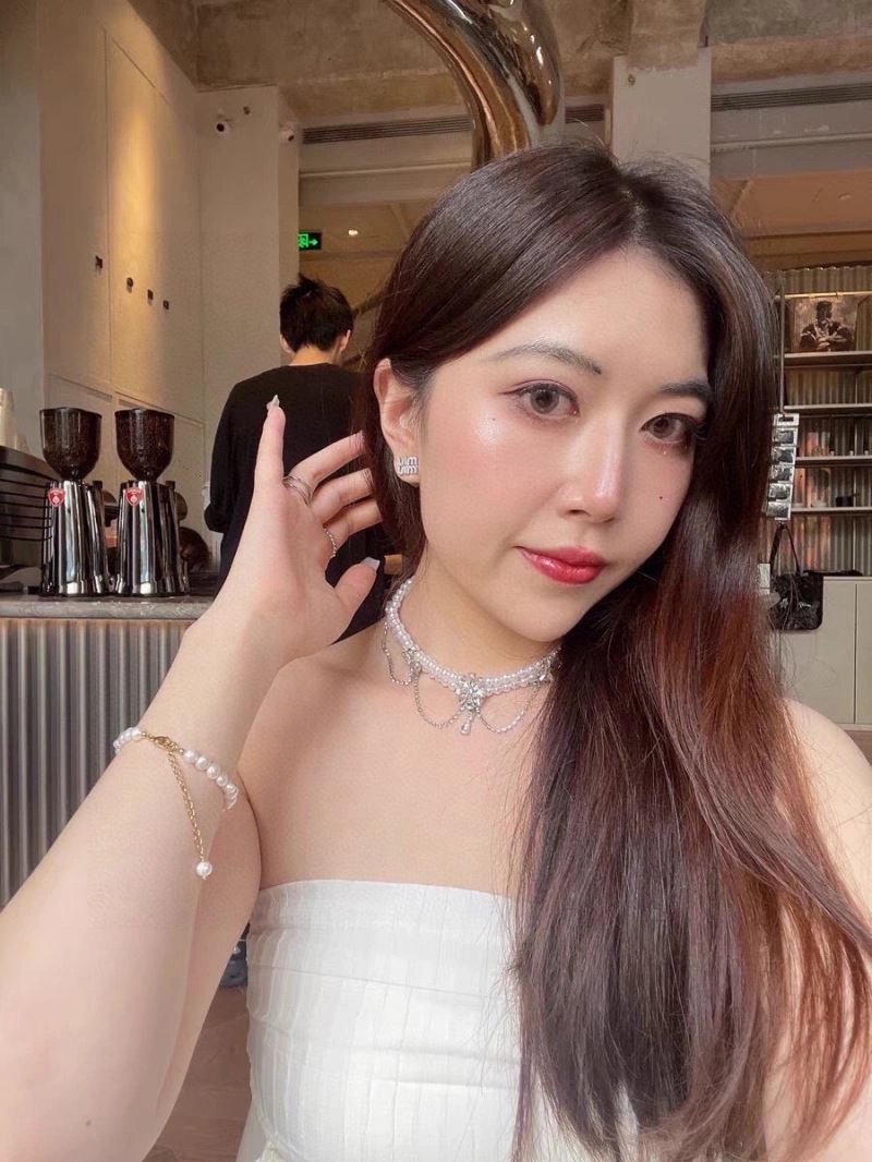 OnTrend Miu Miu Earrings 212569