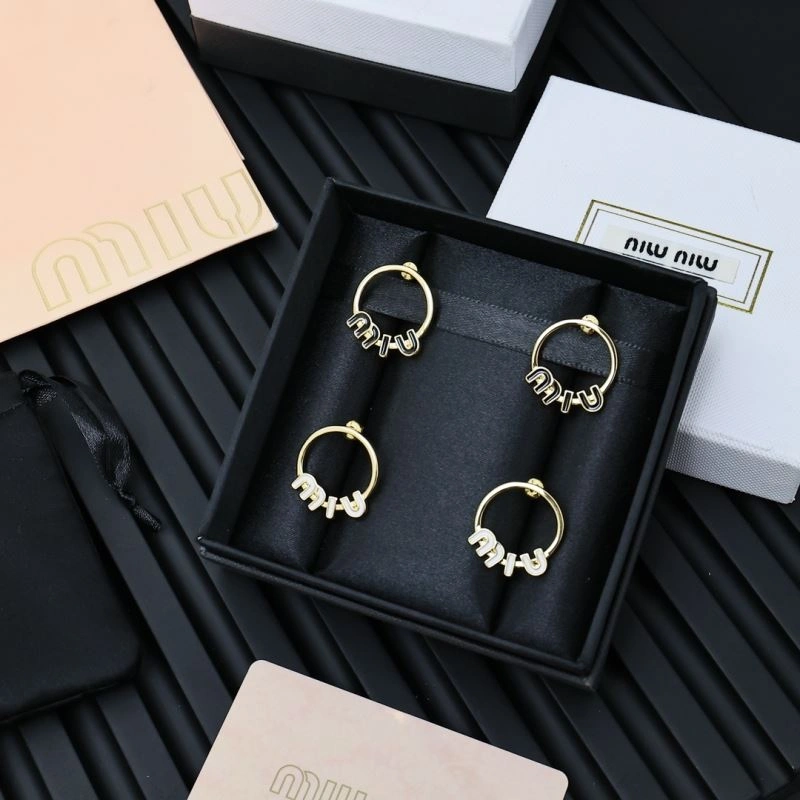 Miu Miu Earrings ModernLook 212568