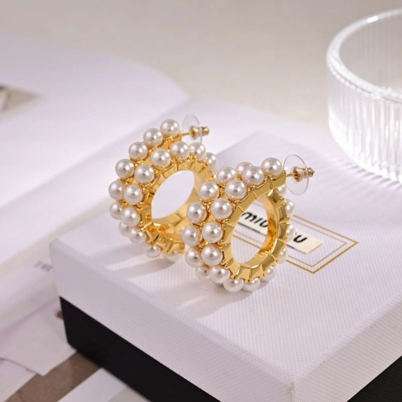Miu Miu Earrings Breathable 211827