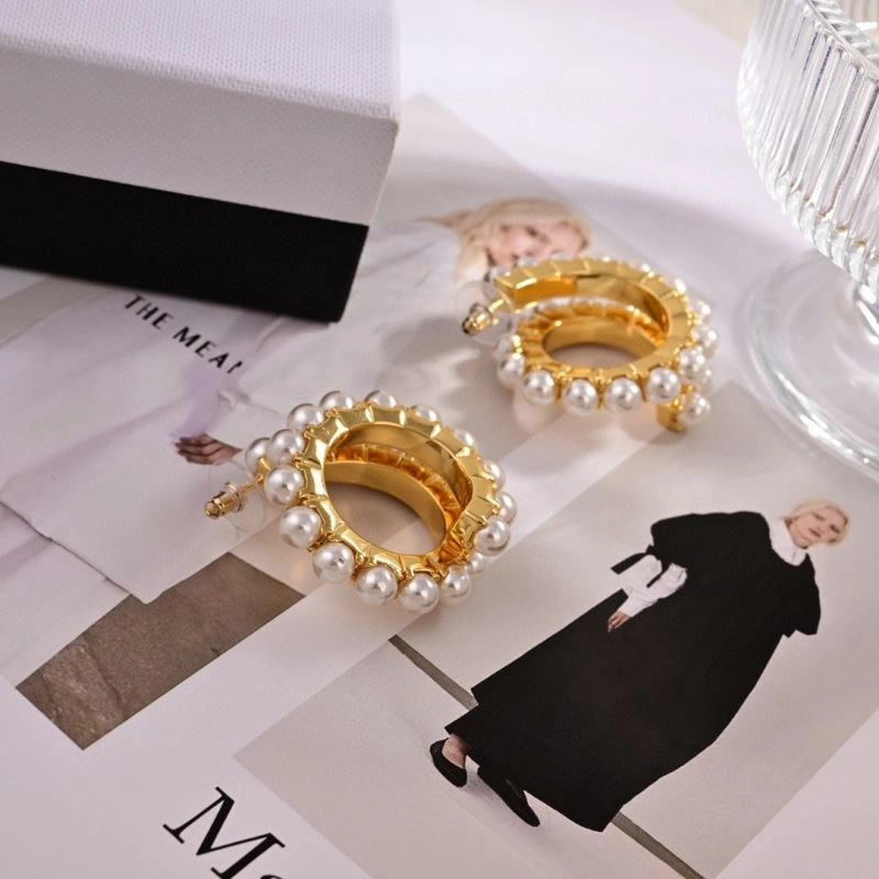 Miu Miu Earrings Breathable 211827