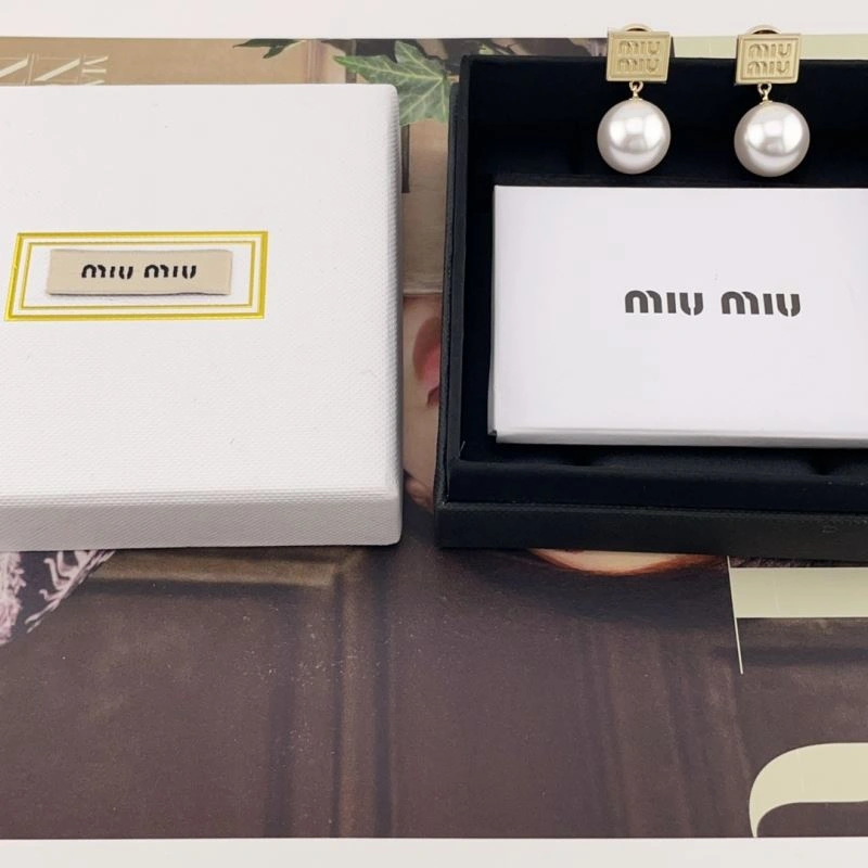 Miu Miu Earrings UrbanStyle 211142