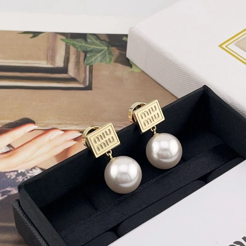 Miu Miu Earrings UrbanStyle 211142