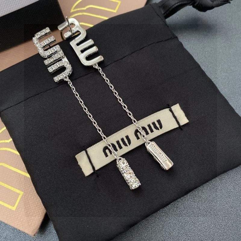 Miu Miu Earrings Sophisticated 211140
