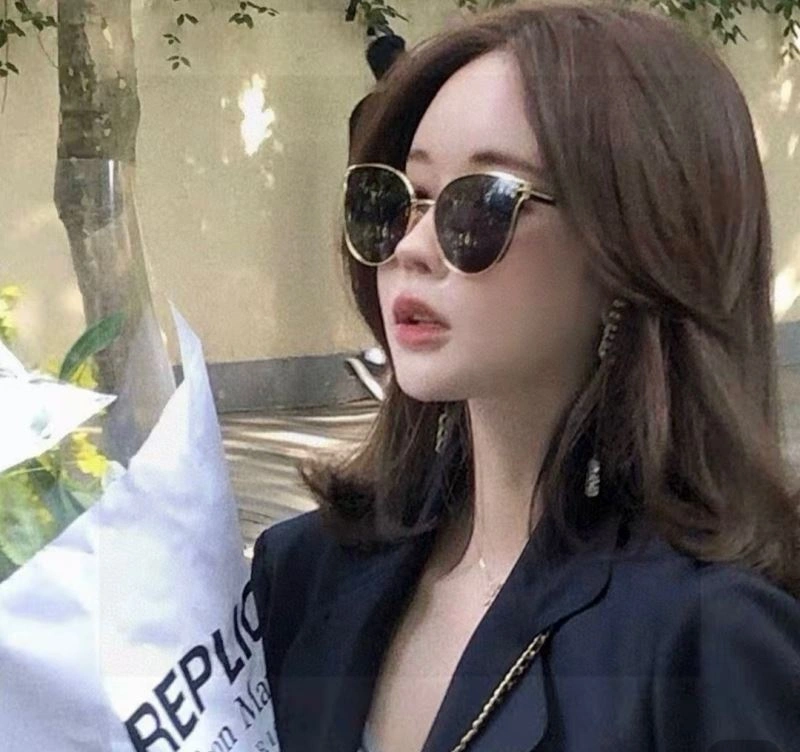 Miu Miu Earrings Sophisticated 211140