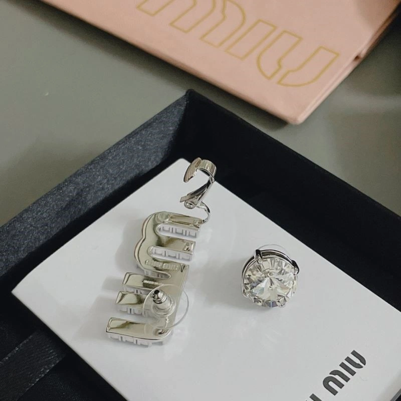 Miu Miu Earrings SoftTouch 210518