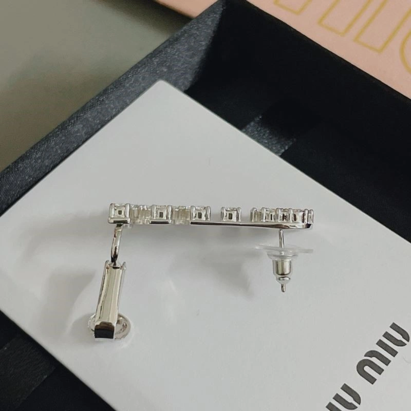 Miu Miu Earrings SoftTouch 210518
