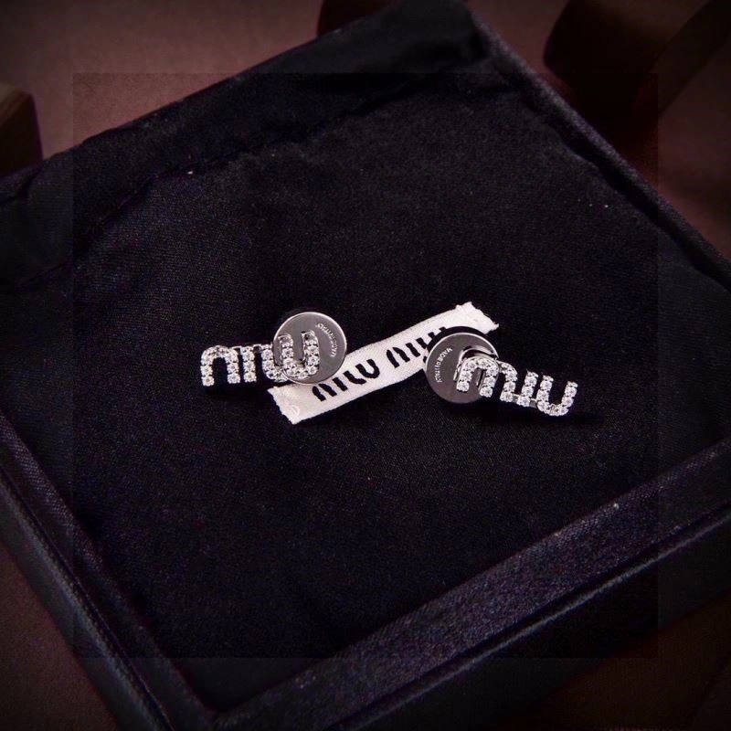 Miu Miu Earrings Stylish 209720