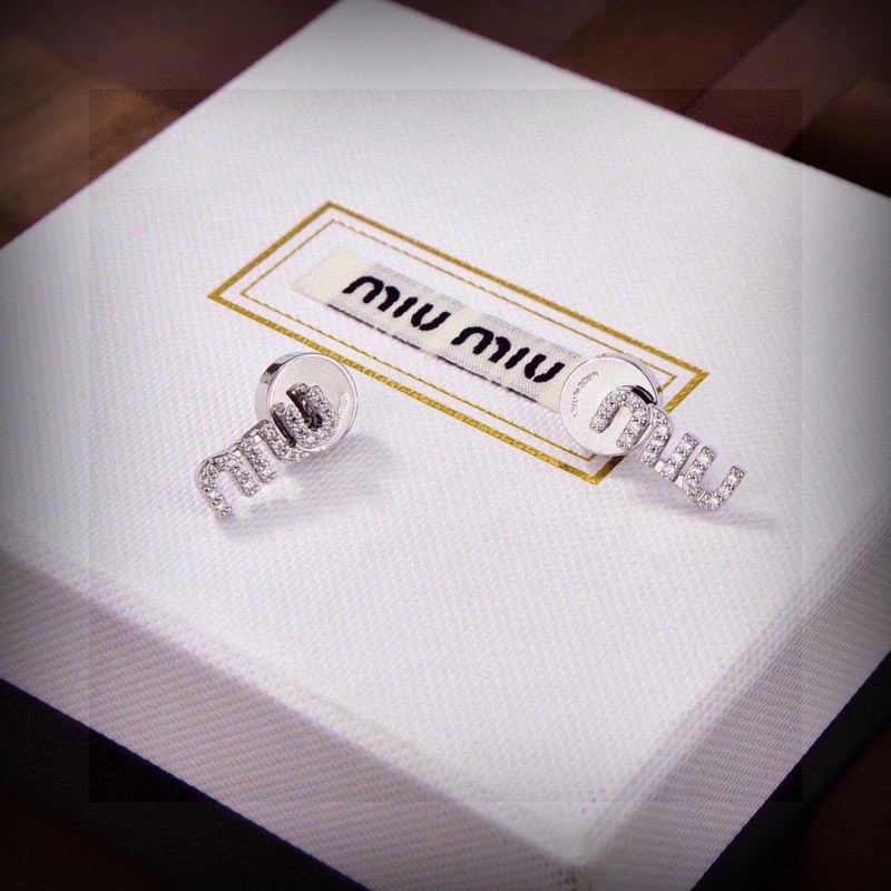 Miu Miu Earrings Stylish 209720