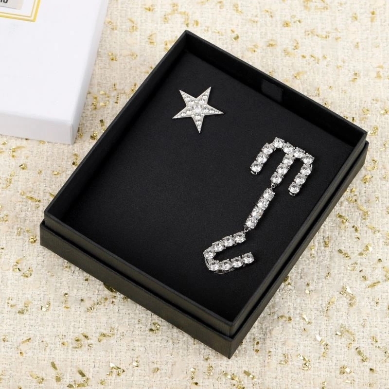 Breathable Miu Miu Earrings 209735