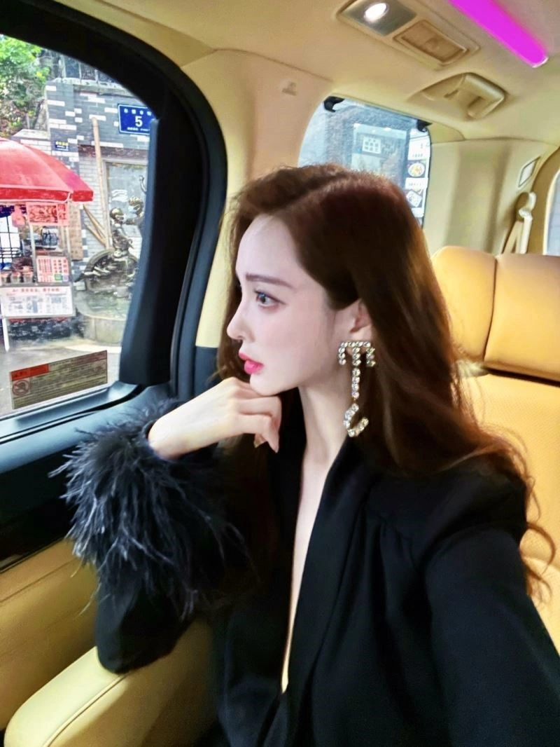 Breathable Miu Miu Earrings 209735