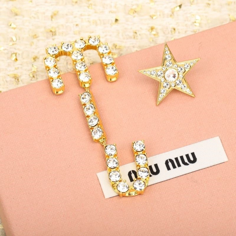 Miu Miu Earrings Flexible 209716