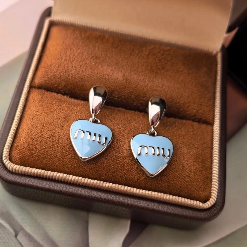 Miu Miu Earrings Sophisticated 209738