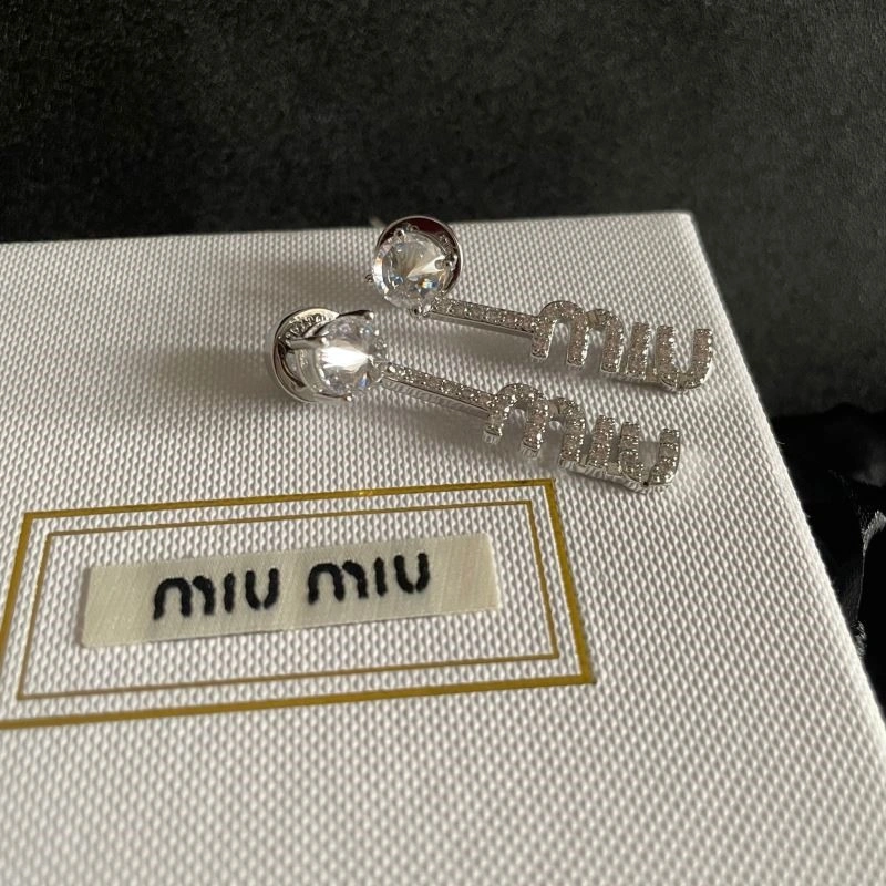 Miu Miu Earrings Compact 209748