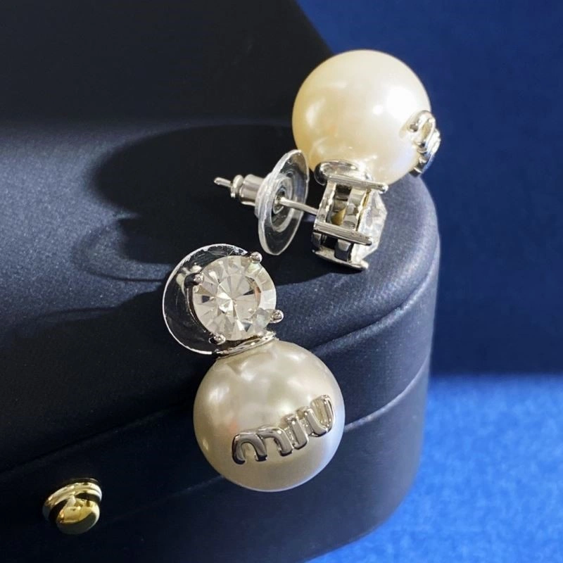Minimalist Miu Miu Earrings 209703