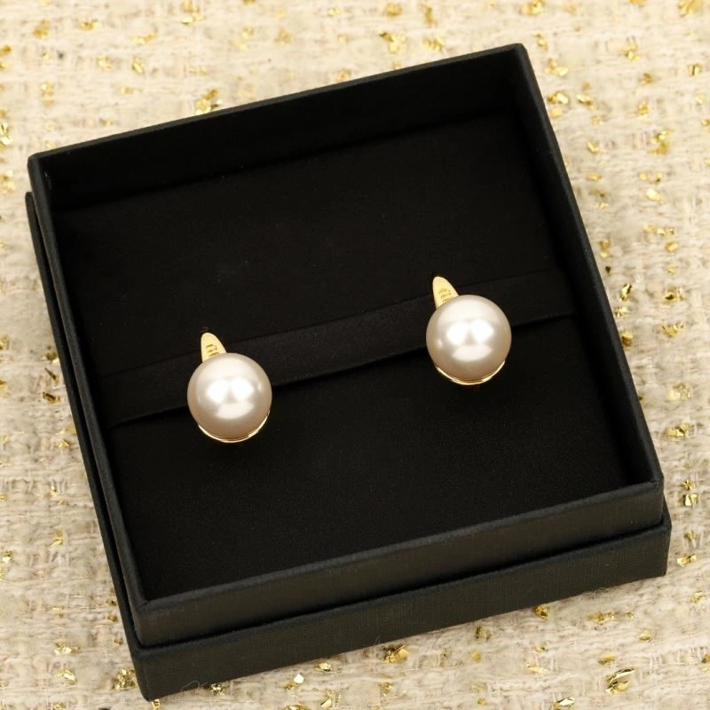 Miu Miu Earrings Modern 209702